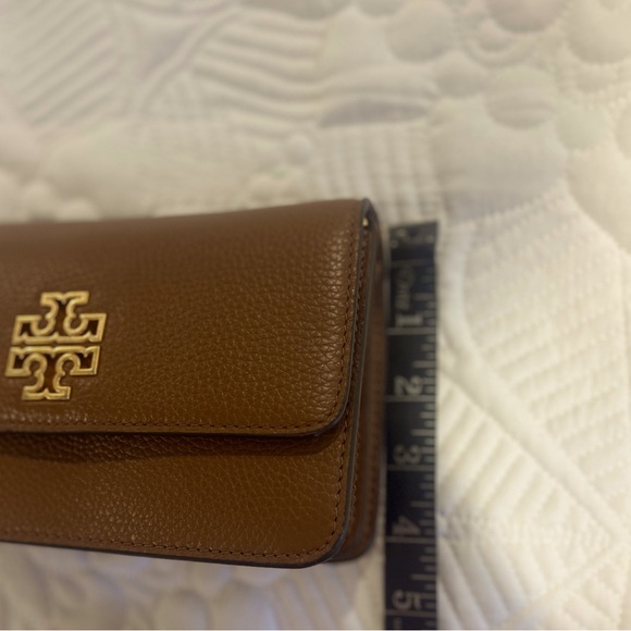 Tory Burch Brown Crossbody Bag, comes with the dust bag ! Excellent condition ❤️ - Picture 16 of 16